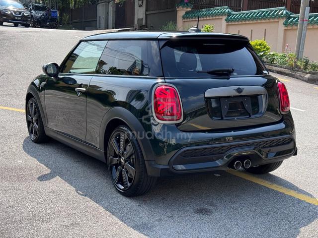 14K KM RESOLUTE REBEL GREEN 2 DR Mini COOPER S 2.0 - 4