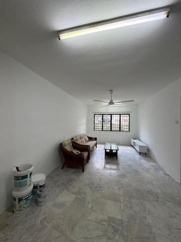Putra Permai Block C 1