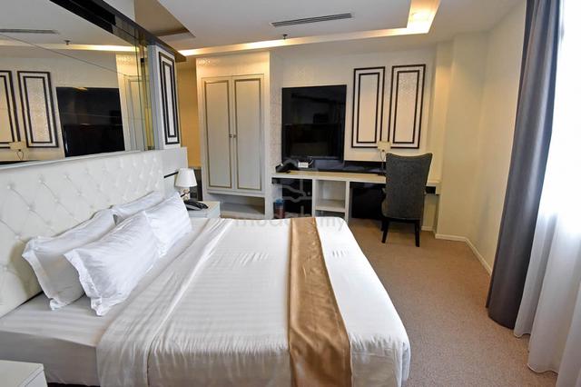 Hotel For Sale in Ipoh 1