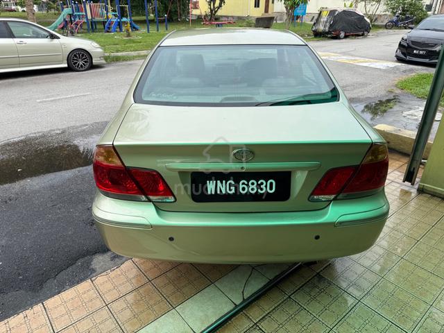Toyota Camry - 5