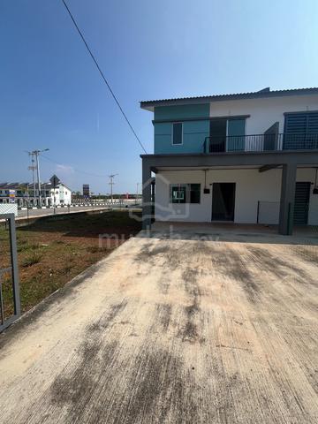 Teres 2 tingkat corner lot Taman Arowana 1