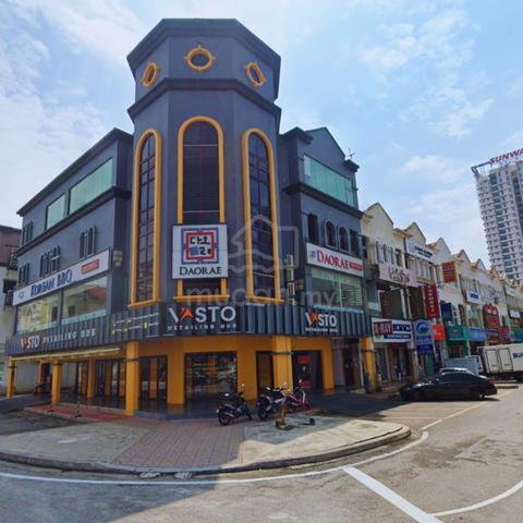 Kota Damansara Corner Shop Dataran Sunway, Petaling Jaya, Selangor 1