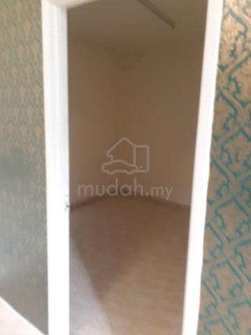 Permai Lakeview Apartment 3