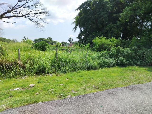 Lot Tapak Rumah Rata Kg Semarak, Rahang 1
