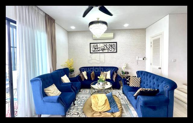 FURNISHED🔥 KLCC VIEW GROUND FLOOR Sunway Montana Townhouse Melawati 1