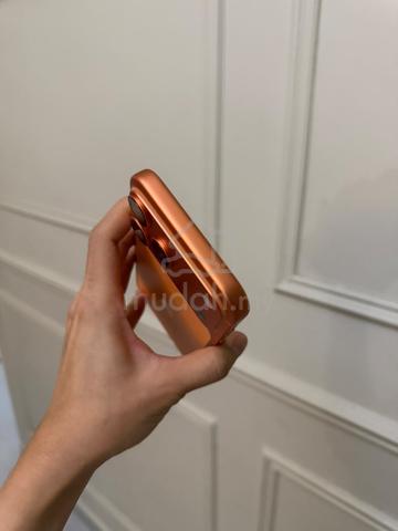 iphone 17pro max 1tb - photo 3 of 6