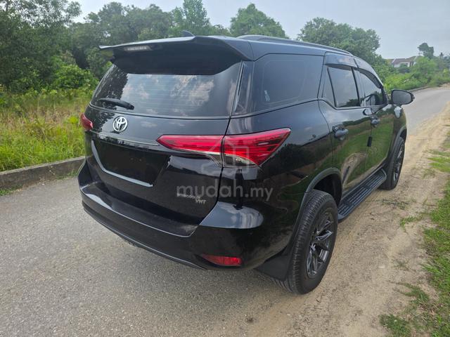 Toyota FORTUNER 2.4 VRZ 🚙Diesel 4x4 (A) Auto🔥🔥 - 5