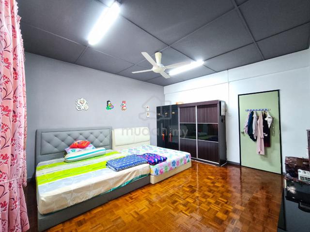 Accessible Amenities to Mall Market School Close to KL Putrajaya 1