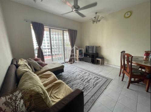 Midde room at Puncak seri kelana 1