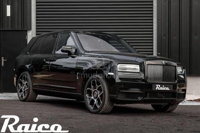 2023 Rolls Royce CULLINAN AWD 6.75 V12 Black Badge - 1