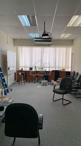 Mount Austin 1st Floor Spacious Unfurnished Shop Lot Low Deposit Rent 1