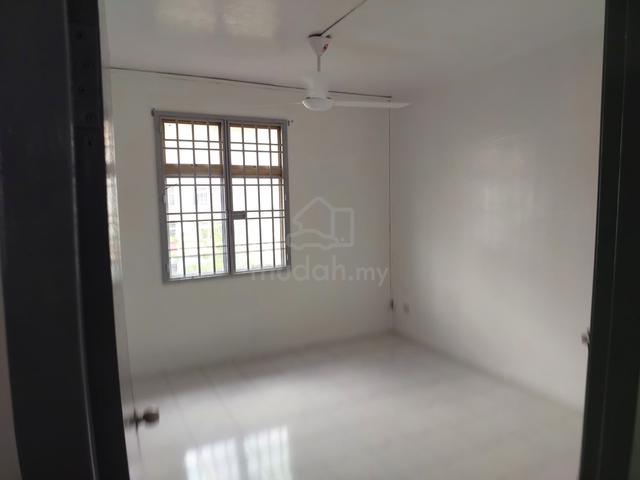Rose Villa Apartment 5