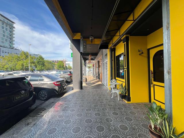 Cheap/ tabuan tranquility/ tt3 plaza/ new shoplot/ near Fame college 1