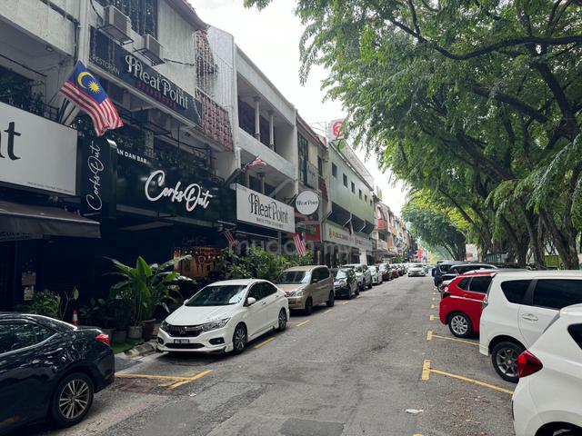 3 Storey Shop at Taman Tun Dr Ismail 1
