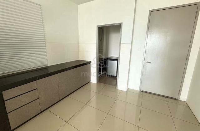 PV18 Residence 1