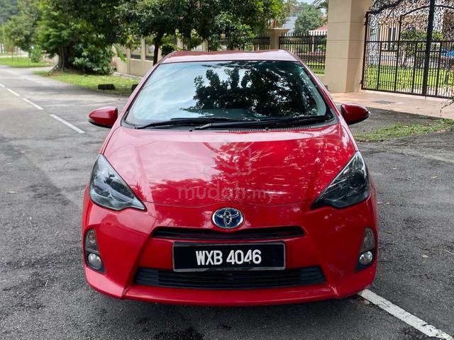 2012 Toyota PRIUS C 1.5 (HYBRID) (A) - 3