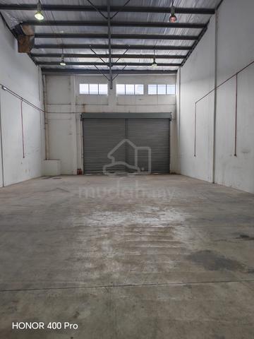 Kapar Link Factory 40x90 with 150AMP For Rent 1