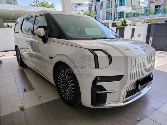 2025 Zeekr 009 1.0 EXECUTIVE MY25 (A) - 2