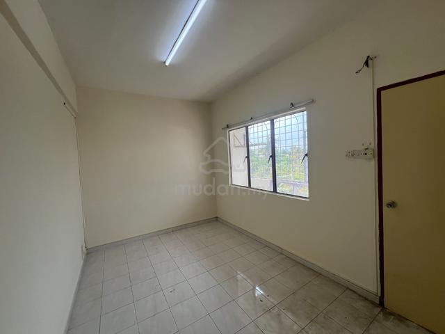 Jalan Teratai 1/2C 1
