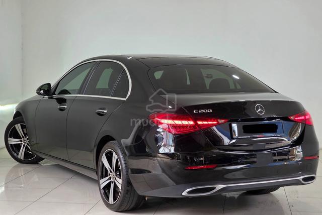 2022 Mercedes Benz C200 1.5 Avantgarde (Black) - 4