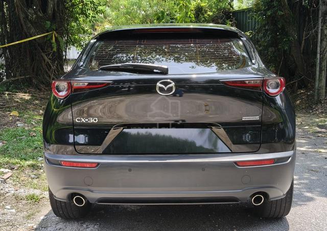 Mazda CX-30 2.0 2WD (A) 2023 WARNA HITAM MENAWAN - 2