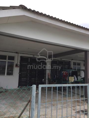 Rumah Sewa Gambang Damai | 3 Bilik | Partial Furnish  1