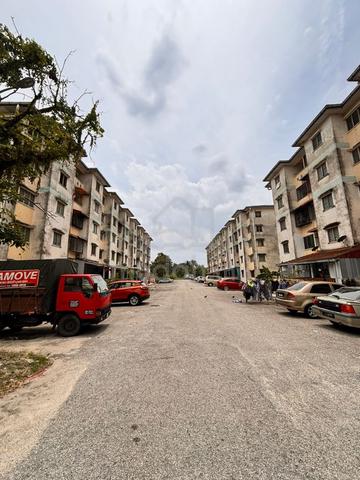 Pangsapuri BBK Bandar Baru Kundang 1