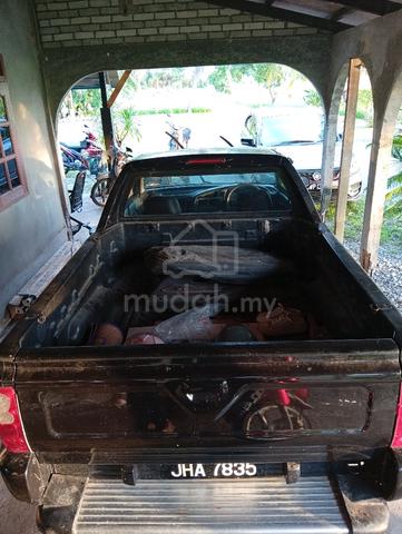 2004 Proton ARENA 1.5 FASTBACK C97 (M) - 5