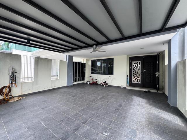 Double Storey Terrace House Taman Seri Austin Jade 4 Bed 4 Bath 1
