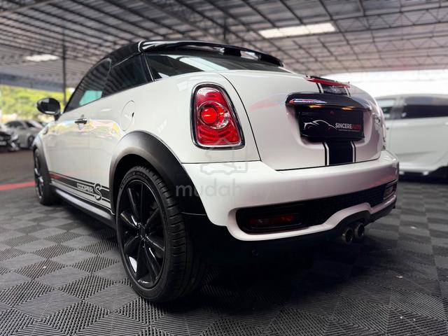 REG2023 Mini COOPER 1.6 JCW COUPE IDRIVE H.KARDON - 4