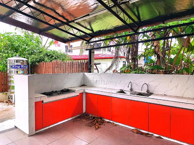 Prime Location & Super Rare Two Storey Semi-Detached Landed For Rent 1