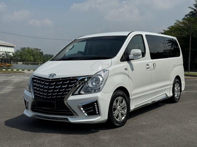 2018 Hyundai GRAND STAREX 2.5 ROYALE FACELIFT (A) - 4