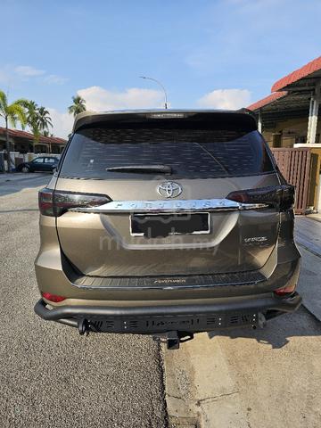 2022 Toyota FORTUNER 2.4L (A) - 4
