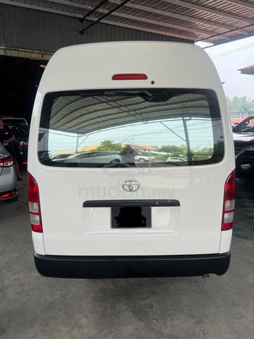 2015 Toyota HIACE 2.5 KDH200R FACELIFT (M) - 4