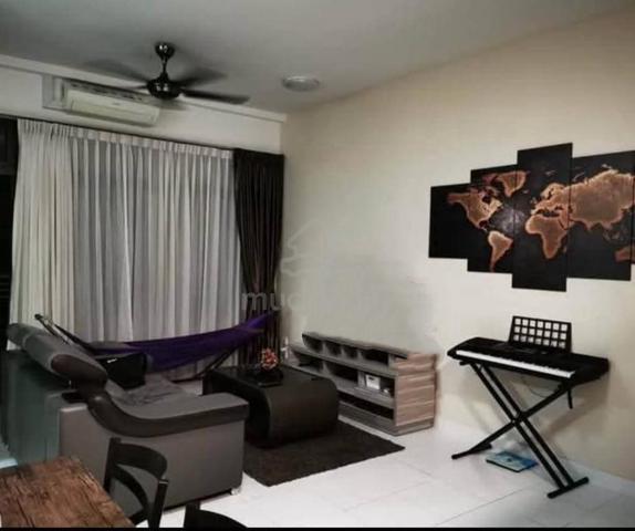 Seri Austin Residence Luxury Apartment 1