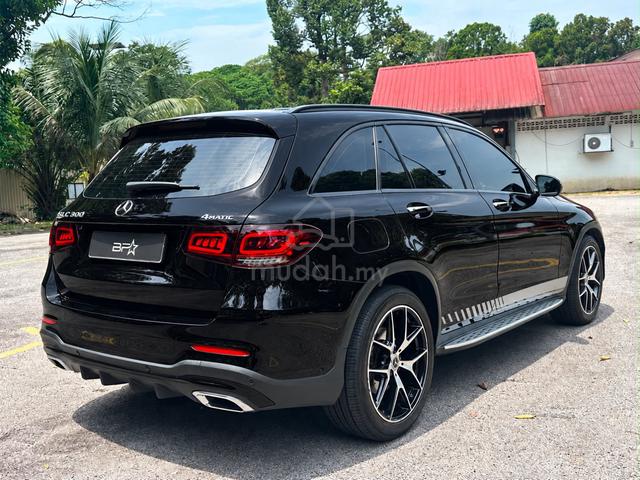 2021 Mercedes Benz GLC300 4MATIC AMG (1 Owner) - 2