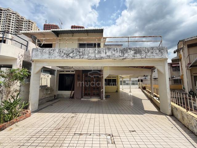 2 Storey Semi D Taman Midlands Huge Land 3100sqft near Gurney Kelawai 1