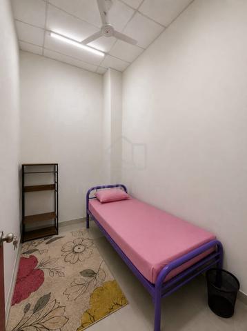 Bilik Sewa Wanita Sahaja Taman Universiti Skudai Shoplot Low Depo 1