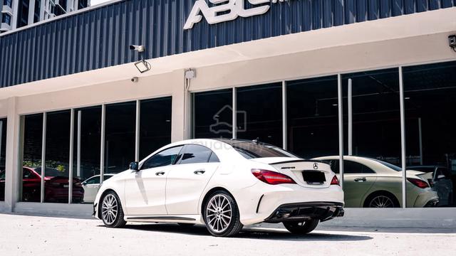 Mercedes Benz CLA200 1.6 AMG CONVERT CLA45 2018 - 2