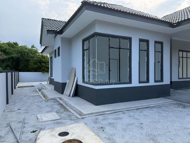 Banglo di Gelugor Kedai untuk dijual 1