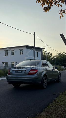 2012 Mercedes Benz C200 CGI BlueEFCY - 5