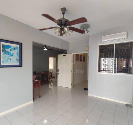 Villa Emas 1