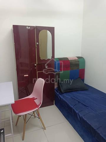 Bilik single private utk disewakan Sebelah MRT Station near UPM 1