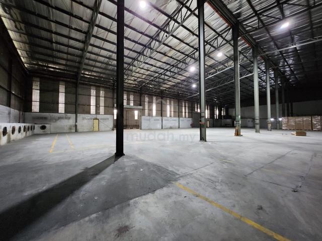 2 Storey Detached Factory @ Bukit Beruntung Rawang 1