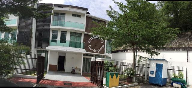 apollo ttdi medical centre