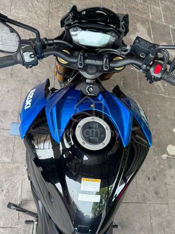 Carousel Image