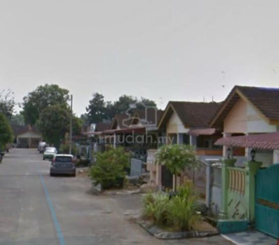 Pasir Gudang Taman Kota Masai Jalan Nenas Single Storey Terrace House 1