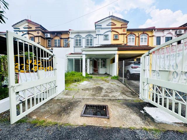 MOVE-IN READY⭐ + NEWLY REFRESHED❤️ | 2 Storey, USJ 14, Subang Jaya 1