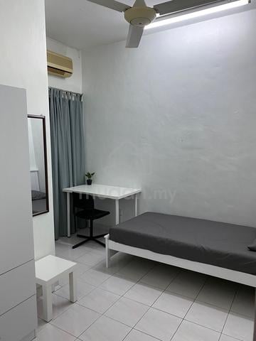 nice, clean and comfortable for female tenant 1