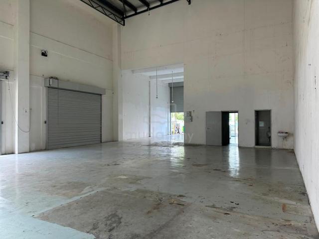 Semi-D Warehouse For Rent Golden Gateway Light Industry Valdor 1